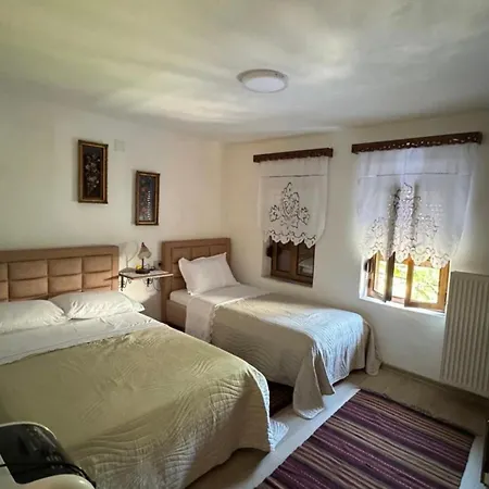 Vodahouse Appartamento Gjirokastër